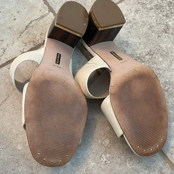 Louise et Cie Cream Sandals - Picture 3 of 3
